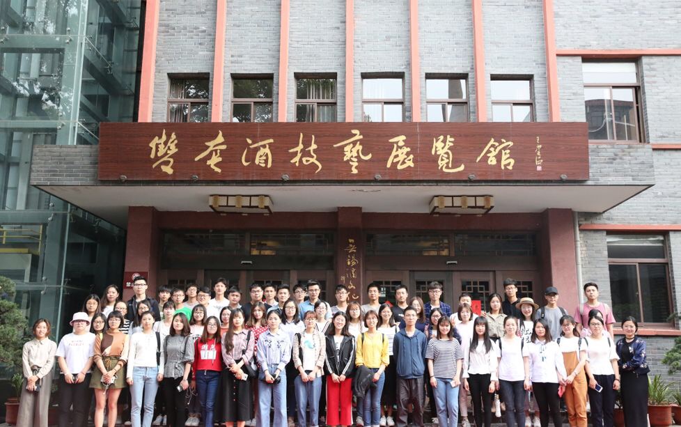 1405949881 1405949881